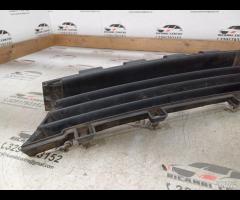 GRIGLIA CENTRALE PARAURTI ANTERIORE INFERIORE 2017 - 13