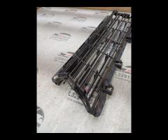 GRIGLIA CENTRALE PARAURTI ANTERIORE INFERIORE 2017 - 23