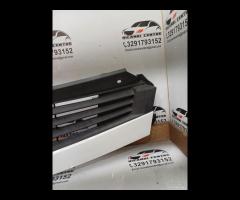 GRIGLIA PARAURTI ANTERIORE SUPERIORE 2008 RENAULT