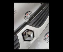 GRIGLIA PARAURTI ANTERIORE SUPERIORE 2008 RENAULT - 8
