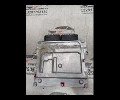 CENTRALINA MOTORE ECU 2017 VOLVO V40 D4204T9 36011 - 17