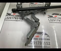 CERNIERA COFANO ANTERIORE CON MOLLA A GAS DESTRA M - 11