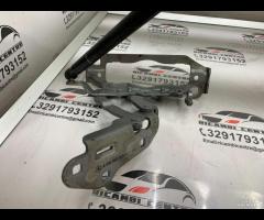 CERNIERA COFANO ANTERIORE CON MOLLA A GAS DESTRA M - 12