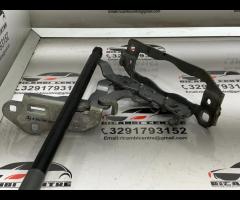 CERNIERA COFANO ANTERIORE CON MOLLA A GAS DESTRA M - 15