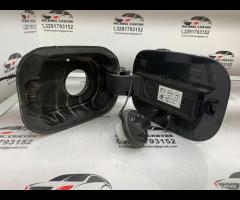 TAPPO SPORTELLO SERBATOIO CARBURANTE 1.6B HYUNDAI - 13