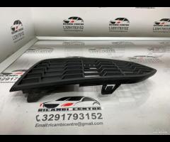 GRIGLIA PARAURTI ANTERIORE INFERIORE DESTRA DX BMW - 7