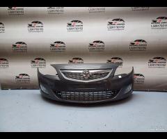 PARAURTI ANTERIORE OPEL ASTRA 2011 BERLINA COLORE