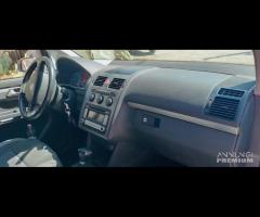 Ricambi VW Touran 2.0 D del 2007