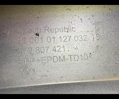 PARAURTI POSTERIORE ORIGINALE SKODA FABIA II SW 20 - 24