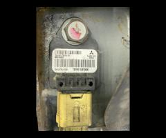 OSSATURA CALANDRA TRAVERSA ANTERIORE 2.0D MITSUBIS - 19