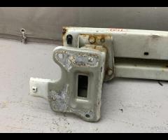 RINFORZO TRAVERSA PARAURTI SUPPORTO ANTERIORE NISS - 22