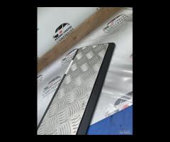 RIVESTIMENTO PORTELLONE POSTERIORE INFERIORE BMW X - 9