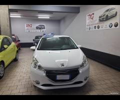 Peugeot 208 1.4 HDi 68 CV 5 porte Allure 2015 unic