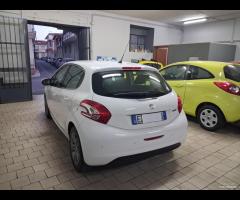 Peugeot 208 1.4 HDi 68 CV 5 porte Allure 2015 unic - 10
