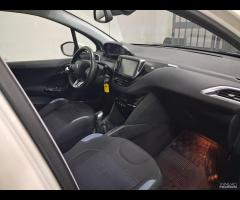 Peugeot 208 1.4 HDi 68 CV 5 porte Allure 2015 unic - 17