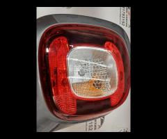 FARO FANALE STOP POSTERIORE DESTRA DX SMART FOUFOU - 6