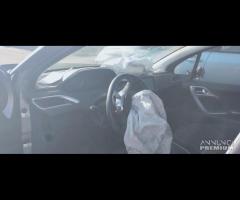 Ricambi Peugeot 2008 1.6 D del 2016 motore BH02