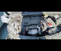 Ricambi Peugeot 2008 1.6 D del 2016 motore BH02 - 13