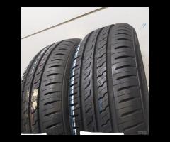 2 GOMME 195 60 15 BARUM A55077