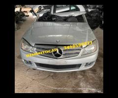 Mercedes Classe C 2007 Ricambi parte anteriore - 1