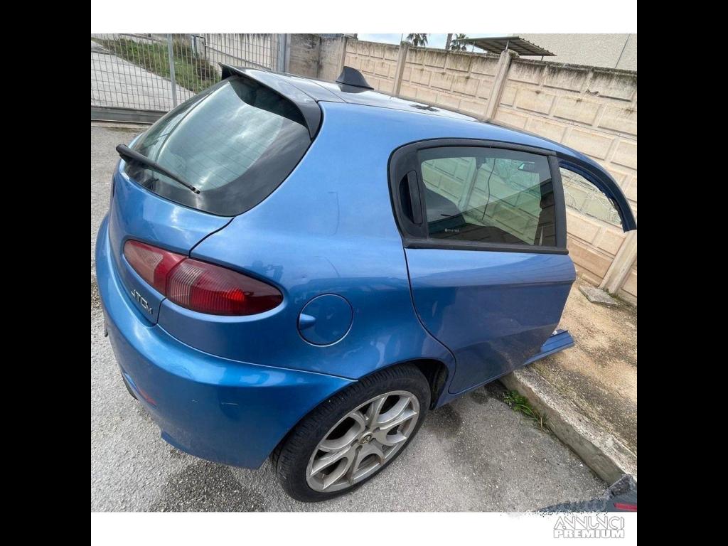 Ricambi Alfa Romeo 147 2008 - 2/2