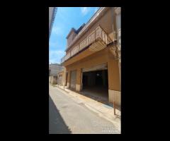 Castelvetrano casa ind. con garage