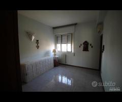 Ampio Appartamento 5 vani con Garage Catania zona - 15