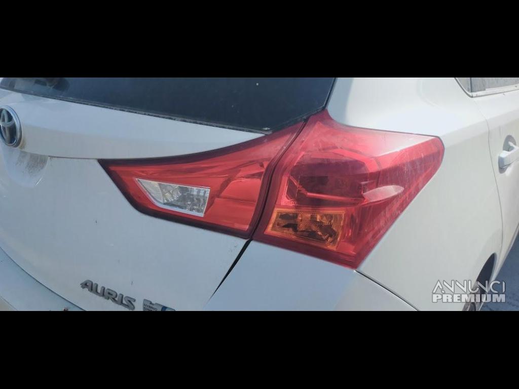 Ricambi Toyota Auris Hybrid 1.8 del 2013 - 10/17