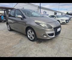 Renault Scenic Scénic X-Mod 1.5 dCi 110CV L