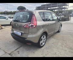 Renault Scenic Scénic X-Mod 1.5 dCi 110CV L