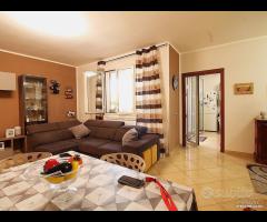 Bagheria/Consolare 5 Vani+box+cantina rif.129/25