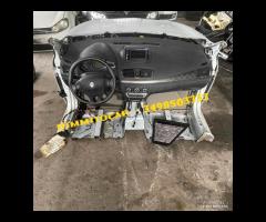 Renault Megane III 2012 Ricambi parte anteriore