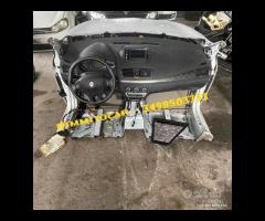 Renault Megane III 2012 Ricambi parte anteriore