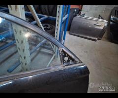 Porta Anteriore Destra Per Mahindra KUV 100 2021