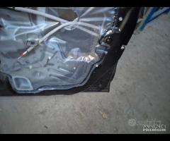 Porta Anteriore Destra Per Mahindra KUV 100 2021 - 10