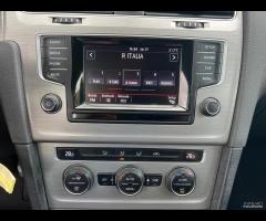 Volkswagen Golf 1.6 TDI 110 CV 5p. Highline BlueMo - 13
