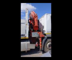 Iveco stralis con gru