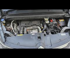 Citroen C4 Picasso 1.6 e-HDi 115 ETG6 Exclusive Ne - 15