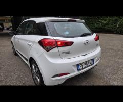 Hyundai i20 1.1 CRDi 12V 5 porte Go! Plus - 8