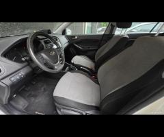 Hyundai i20 1.1 CRDi 12V 5 porte Go! Plus - 28