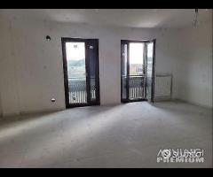 Appartamento 3 vani e acc. Box e giardino - 7