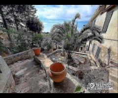 Villa panoramica in zona Spezzatarallo - 10