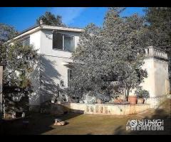 Villa panoramica in zona Spezzatarallo - 13