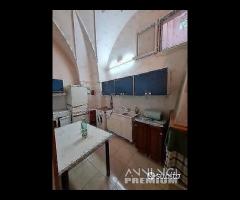 Via Regina Elena ampio bilocale con terrazzo - 11