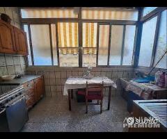 APPARTAMENTO con box auto di mq.30 - 23