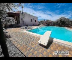 Villa con piscina
