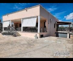 Villa con piscina