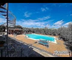 Villa con piscina