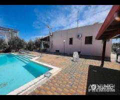 Villa con piscina - 14