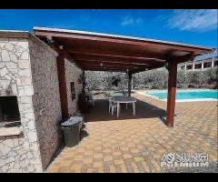 Villa con piscina - 21